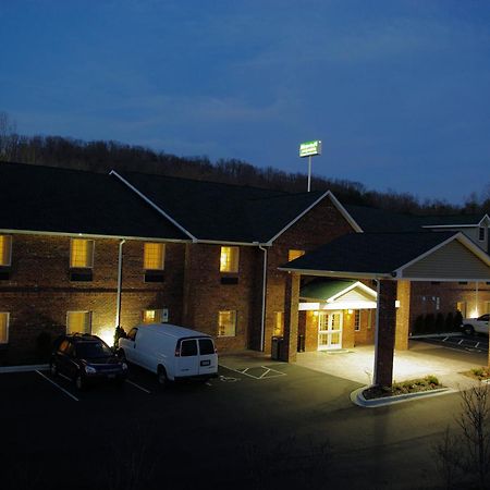 Mountain Inn&Suites Airport - Hendersonville Exterior foto